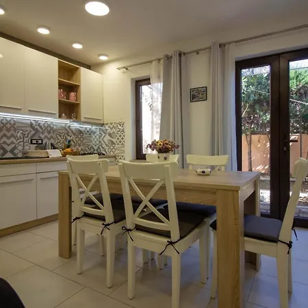 Ferienhaus Mit Privatpool Fuer 13 Personen Ca 210 Qm In Pula-fondole, Istrien Istrische Riviera * Pula