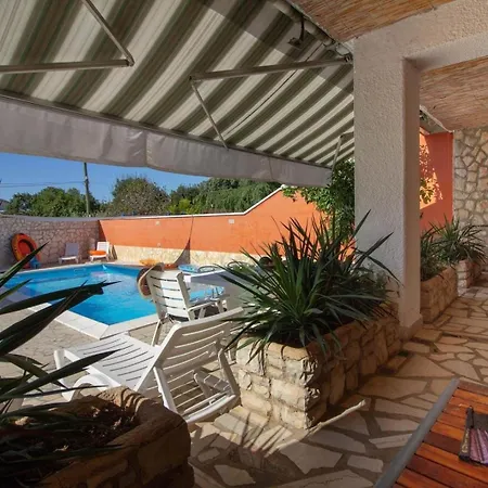 Ferienhaus Mit Privatpool Fuer 13 Personen Ca 210 Qm In Pula-fondole, Istrien Istrische Riviera Holiday home Pula